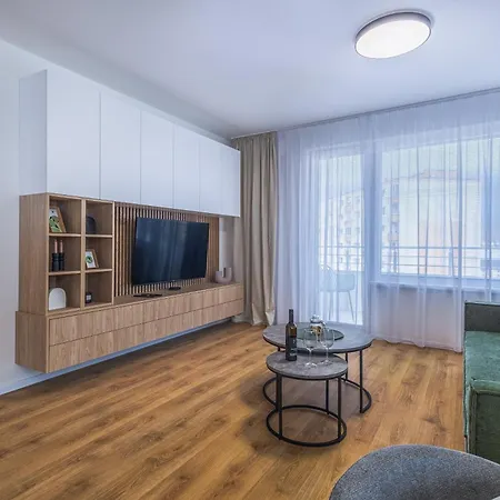 Hello Stela - Moderný Mestský *