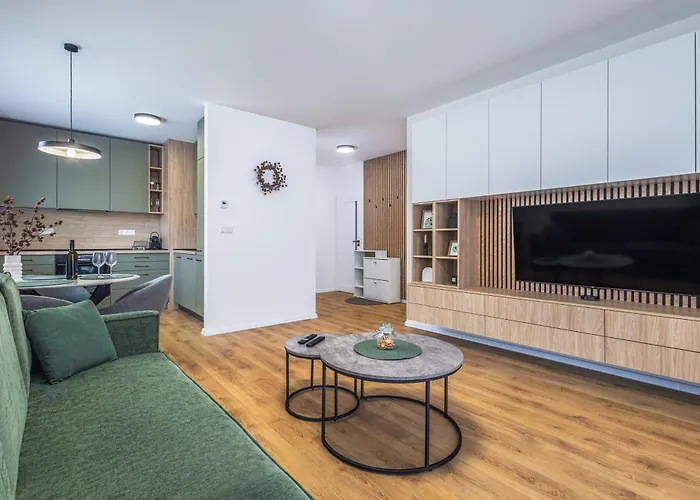 Hello Stela - Moderny Mestsky